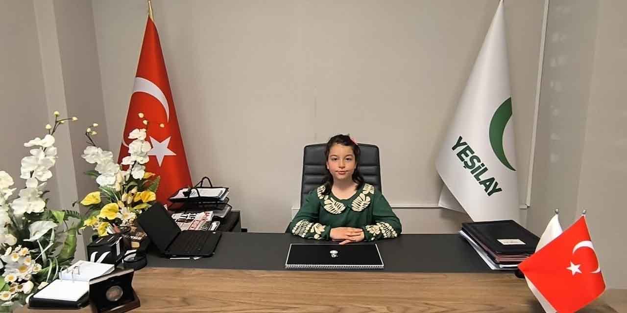 yesilayda-renkli-23-nisan-2.jpg
