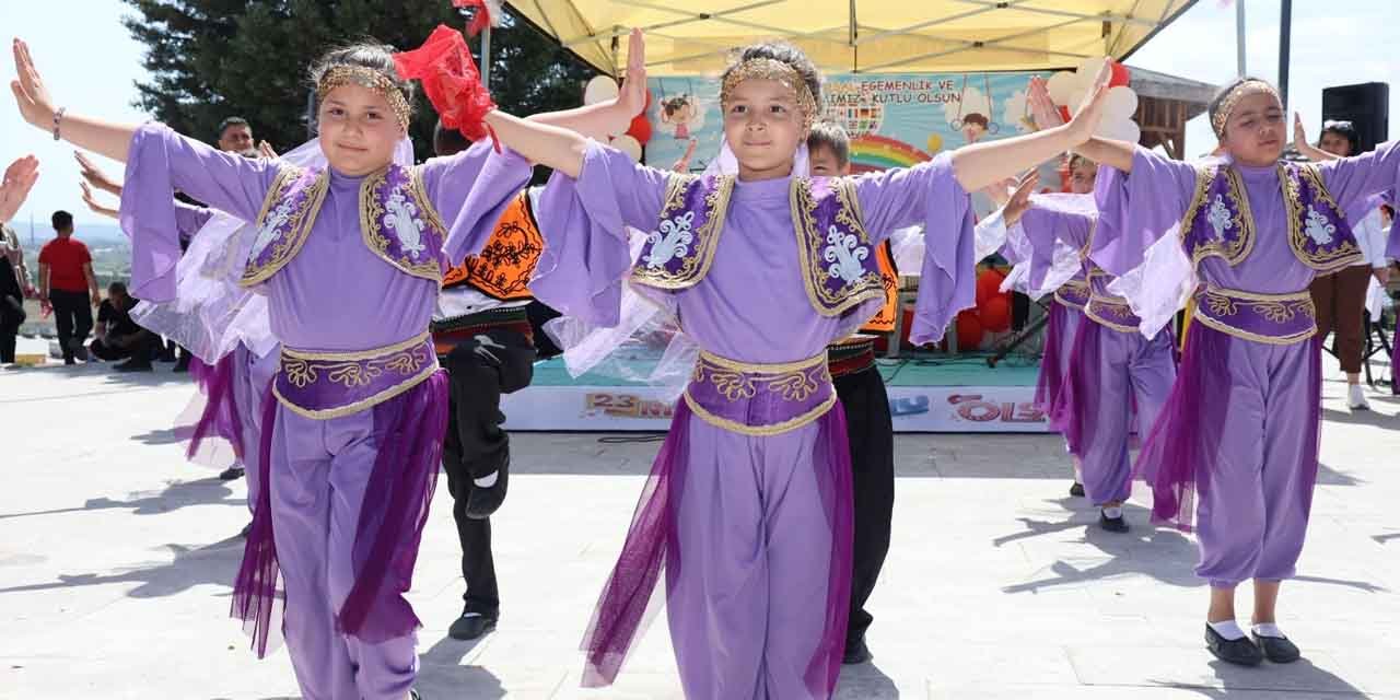 bilim-merkezinde-renkli-bayram-2.jpg