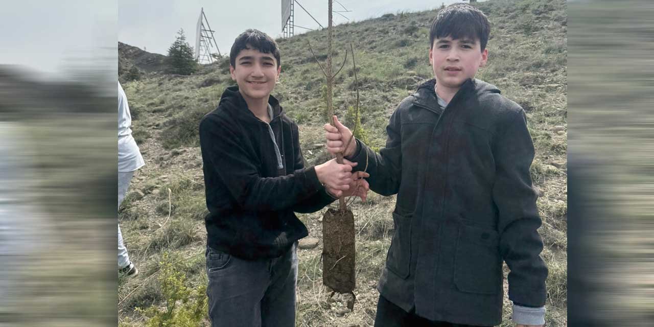 hafizlik-ogrencileri-yarinlar-icin-fidan-dikti-4.jpg