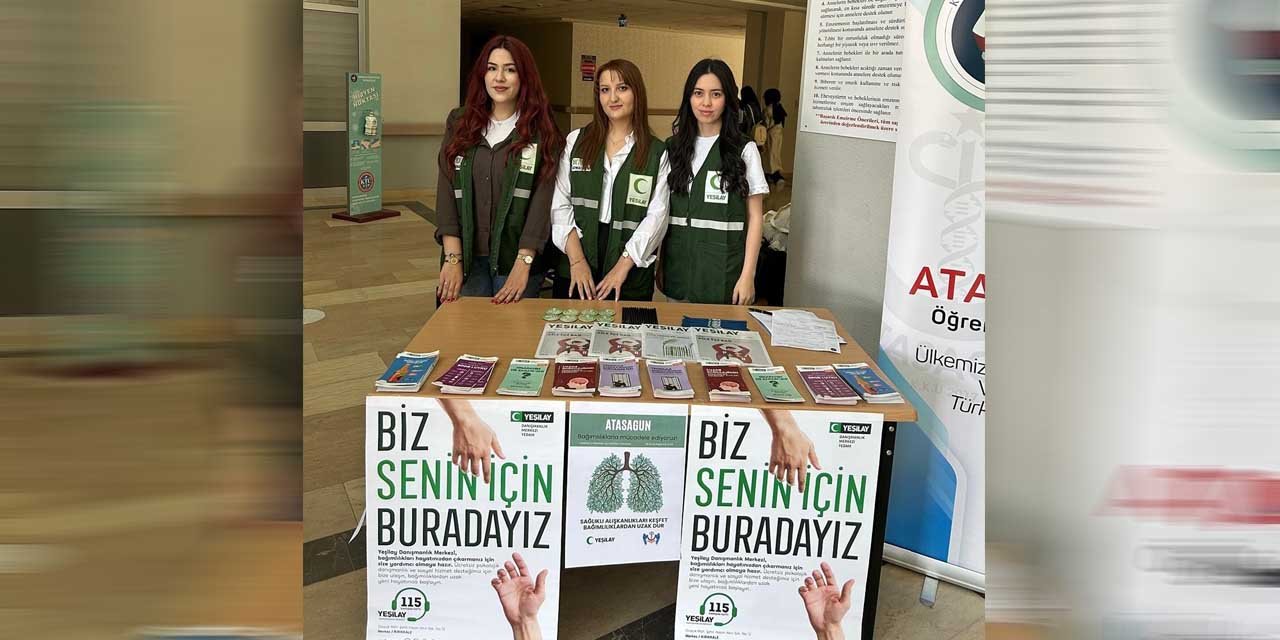 yesilay-hastanede-vatandasi-bilgilendirdi3.jpg
