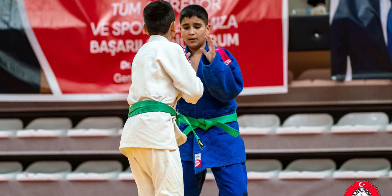 kirikkaleli-judocu-yigit-ceylandan-turkiye-ikinciligi-gururu2.jpg