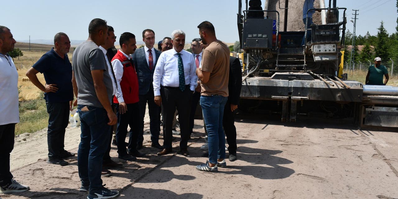 zzettin-koyune-yeni-yol-yapiliyor-3.jpg
