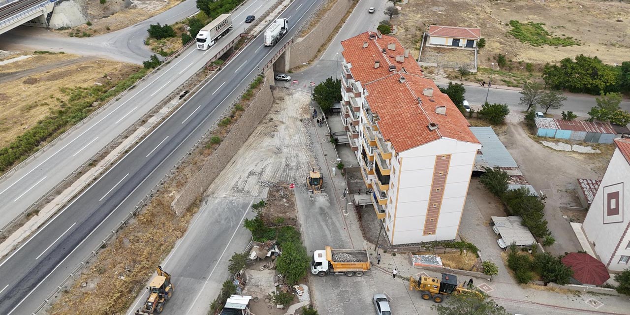 kepir-caddesinde-asfalt-hamlesi-basladi2.jpg