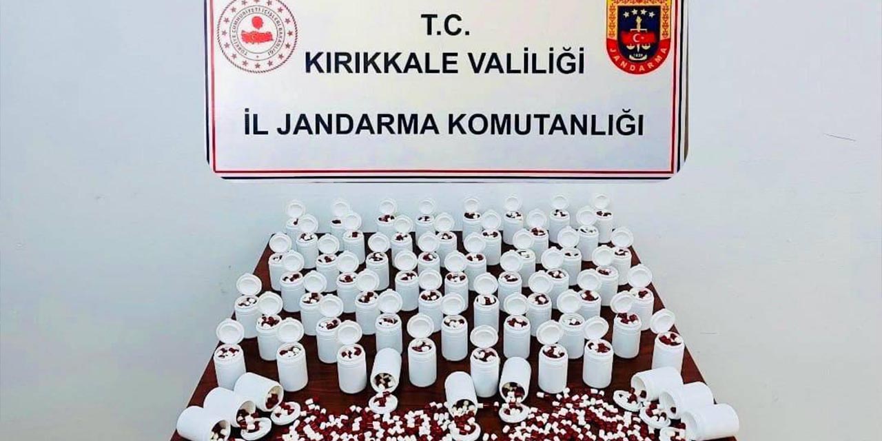 3-470-adet-sentetik-hap-ele-gecirildi2.jpg