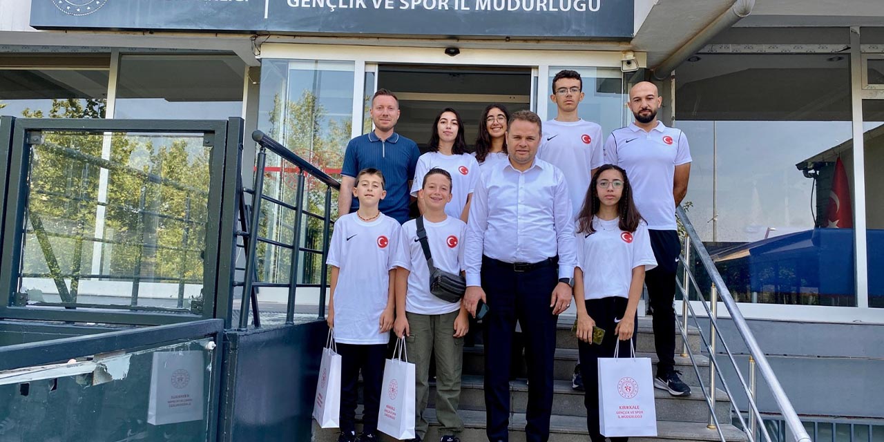 bisikletcilerden-il-muduru-gunese-ziyaret2.jpg