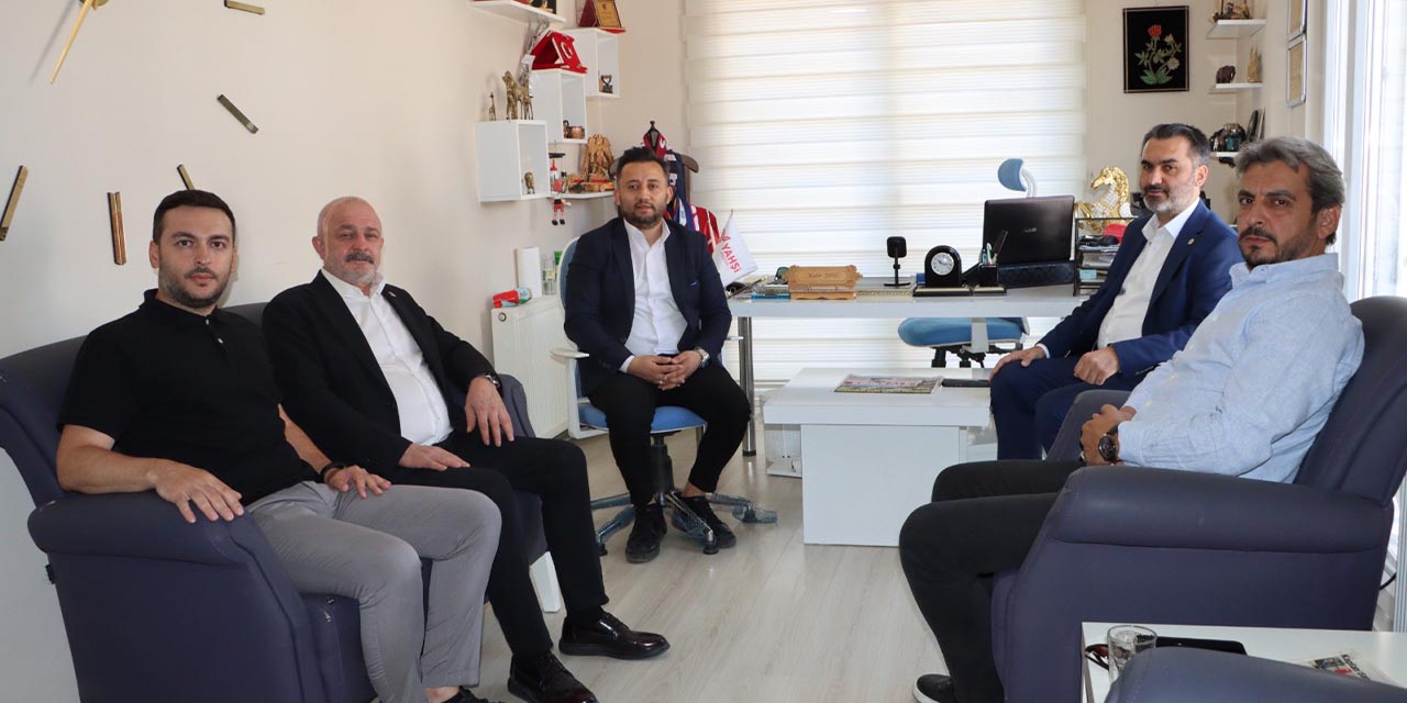 milletvekili-kaplandan-yahsiye-hayirli-olsun-ziyareti-2.jpg