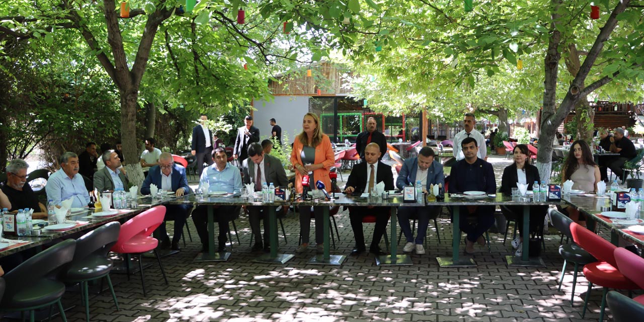 chp-heyeti-kirikkalede-gelecek-haritasi-planlaniyor2.jpg