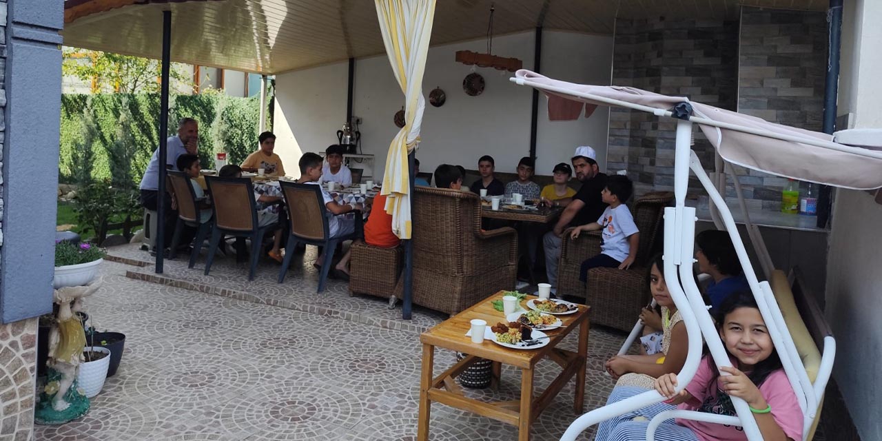 renciler-bu-projeyle-40-hadis-ogreniyor-2.jpg