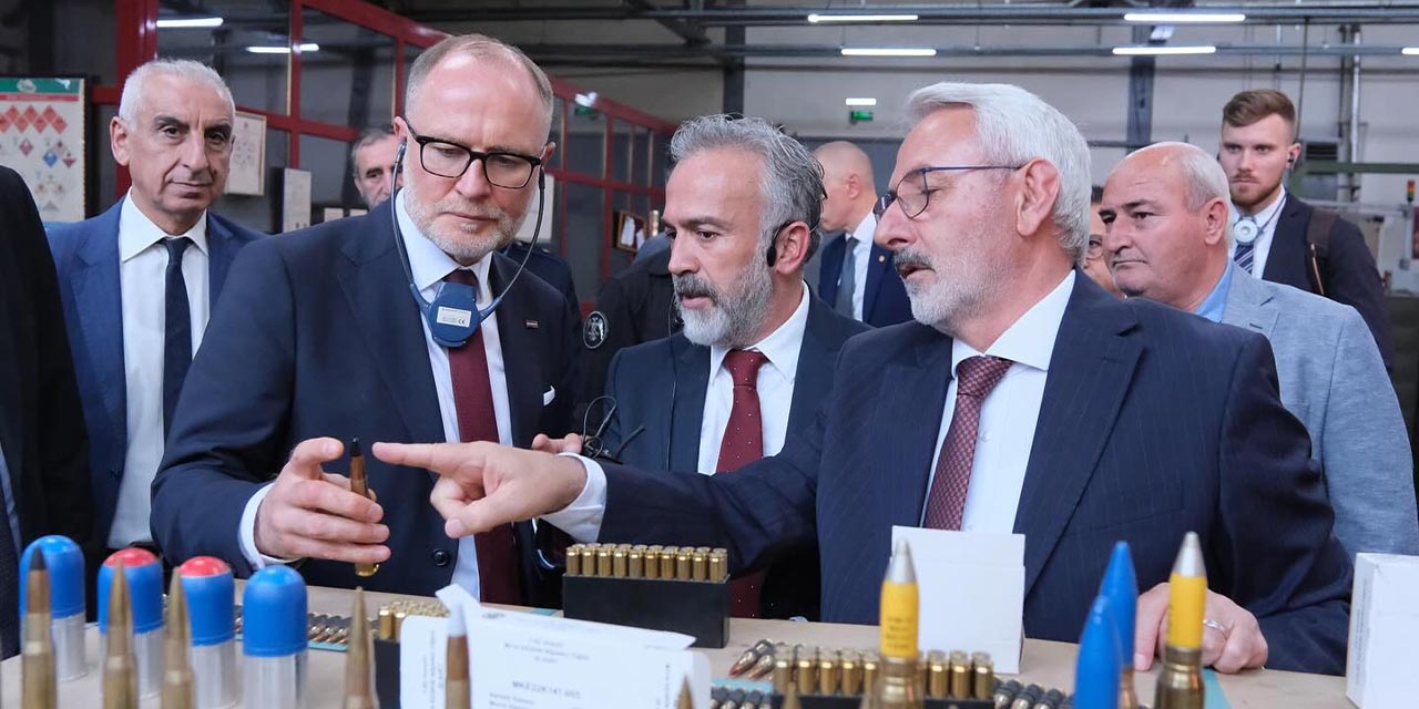 letonya-savunma-bakanindan-mkeye-ziyaret3.jpg