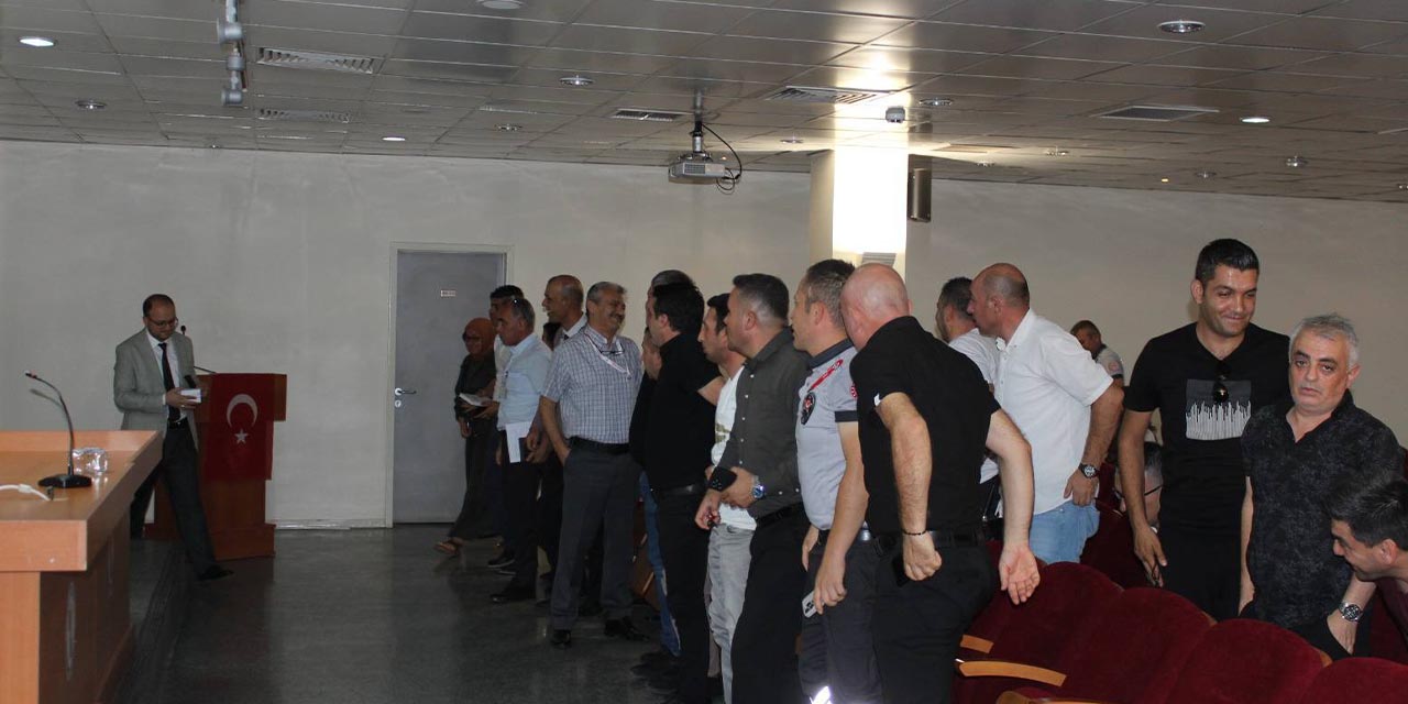 hastanede-guvenlik-personelleriyle-onemli-toplanti2.jpg