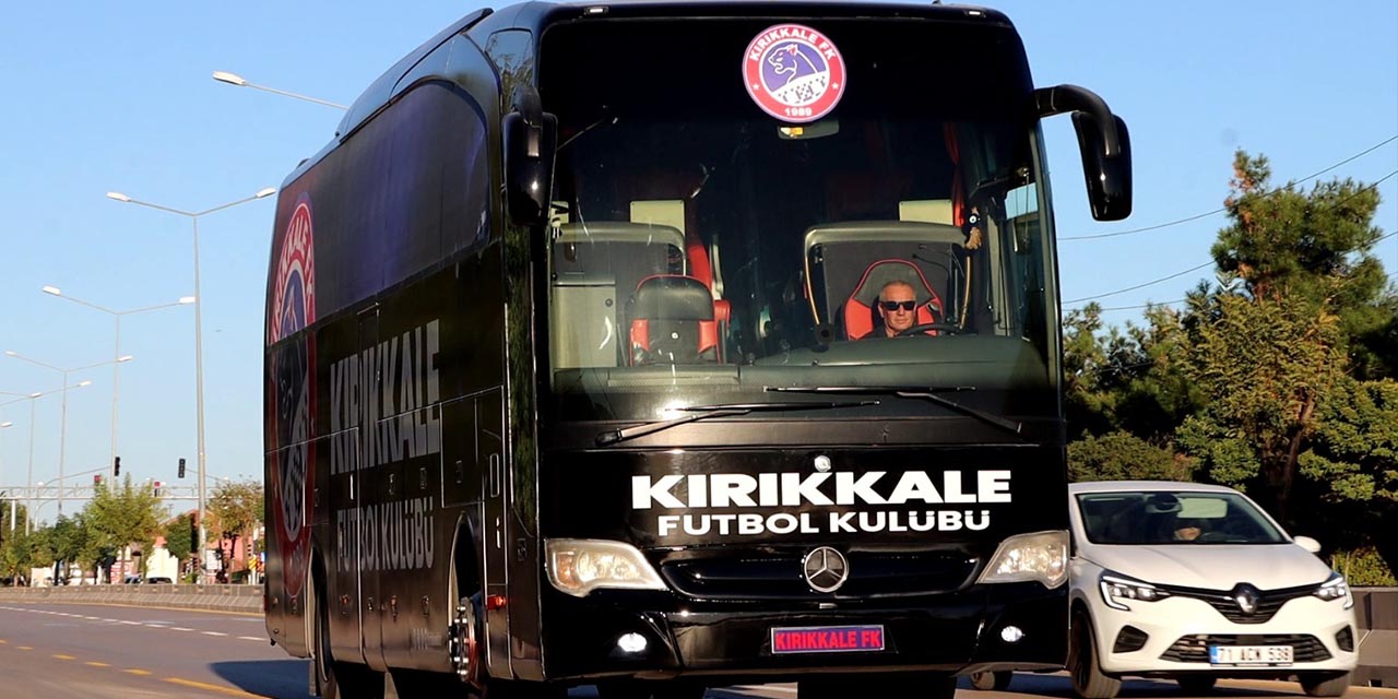 kirikkale-futbol-kulubune-yeni-otobus3.jpg