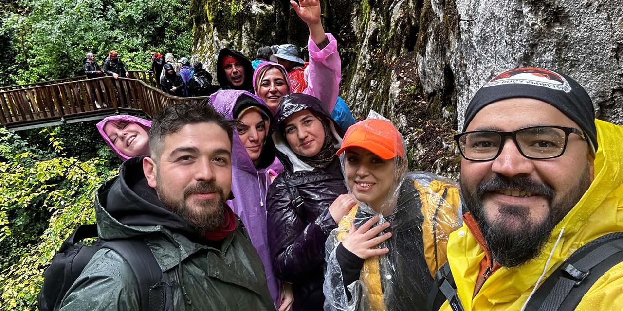 bozdak-kastamonunun-guzelliklerini-kesfetti1.jpg