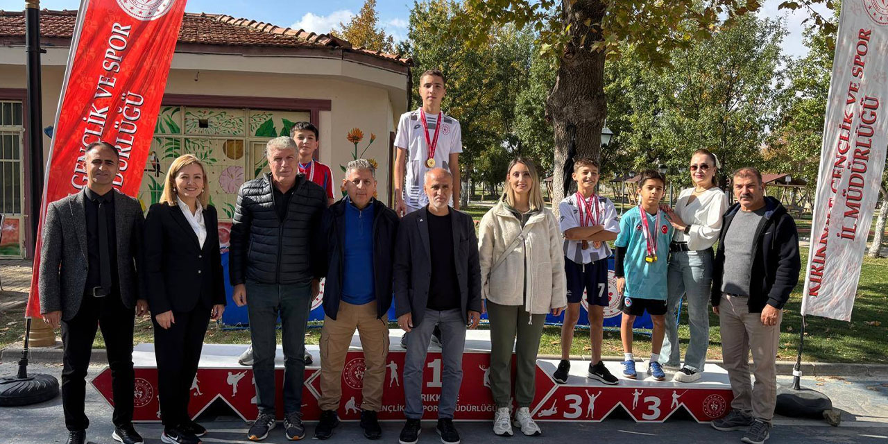 millet-bahcesinde-nefes-kesen-mucadele74.jpg