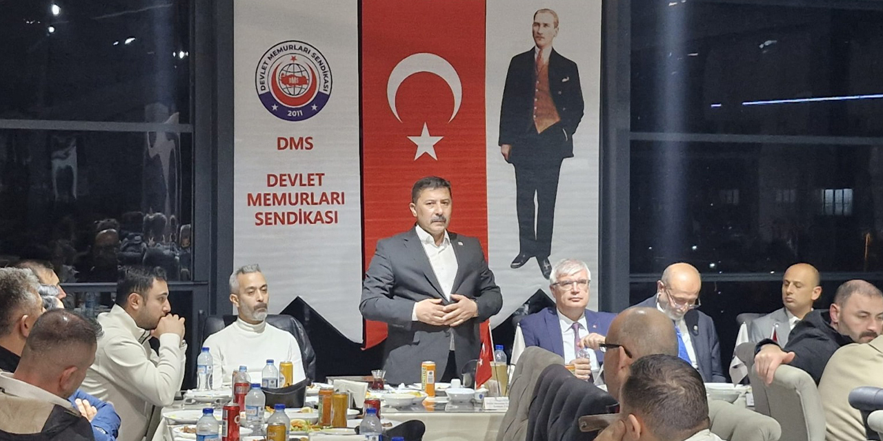 devlet-memurlari-sendikasi-iftarda-bulustu-4.jpg