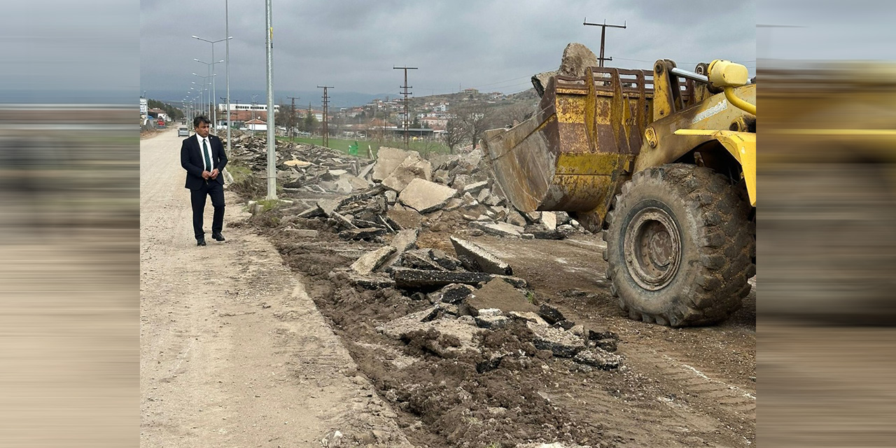 karakecilide-ana-caddelerde-asfalt-calismalari-basladi2.jpg