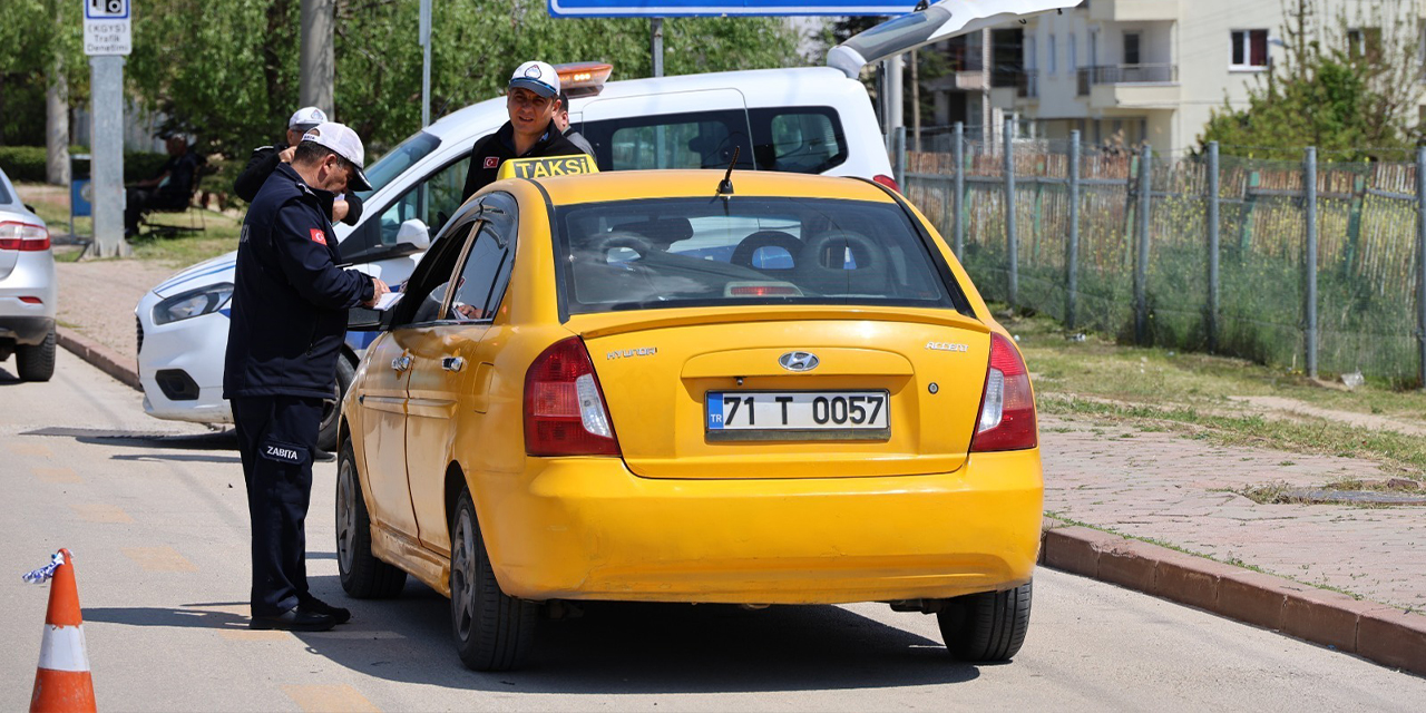 toplu-tasima-araclarina-siki-denetim2.jpg
