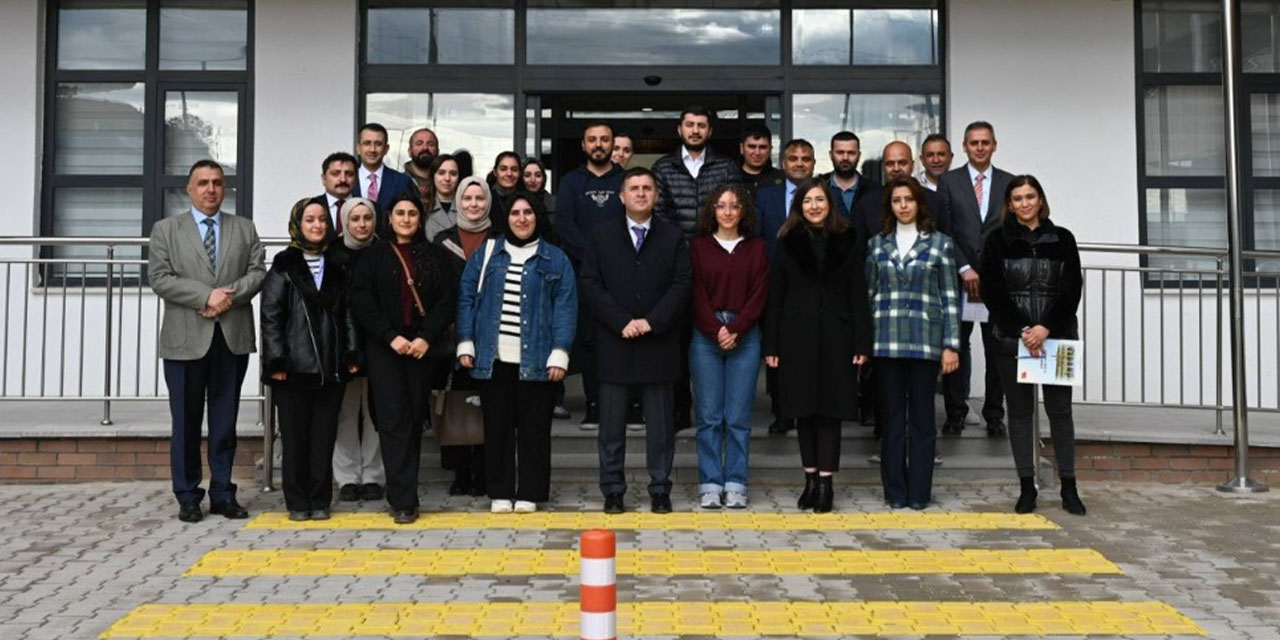 vali-sariibrahim-huzurevinde-incelemelerde-bulundu3.jpg