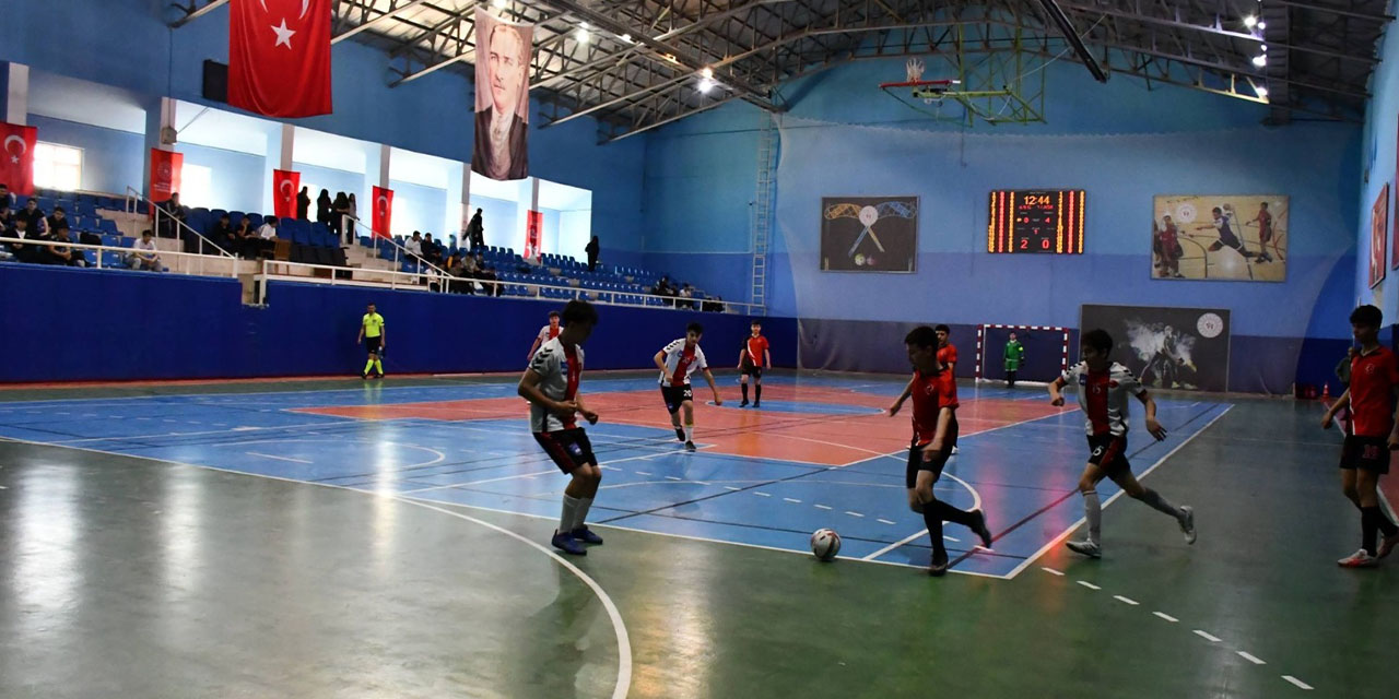futsal-heyecani-devam-ediyor2.jpg