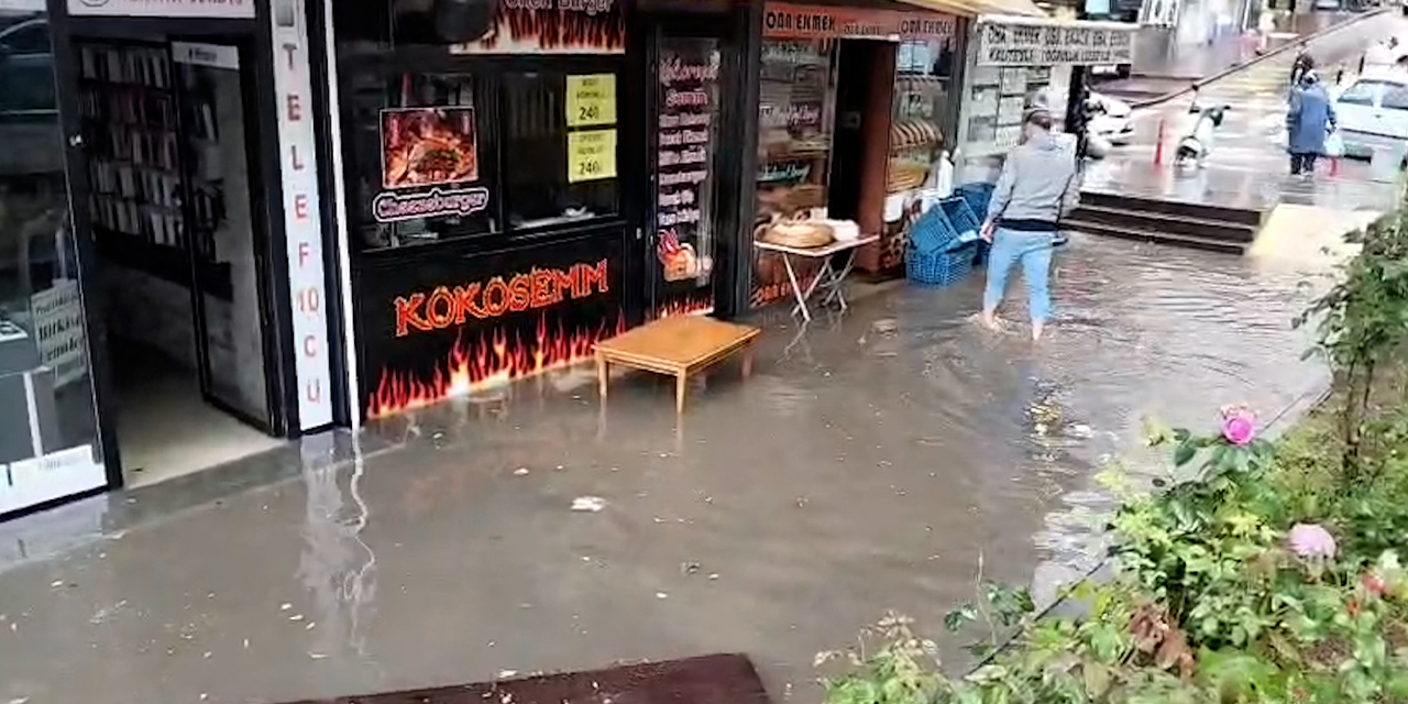 saganak-yagis-sonrasi-dukkanlari-su-basti2.jpg