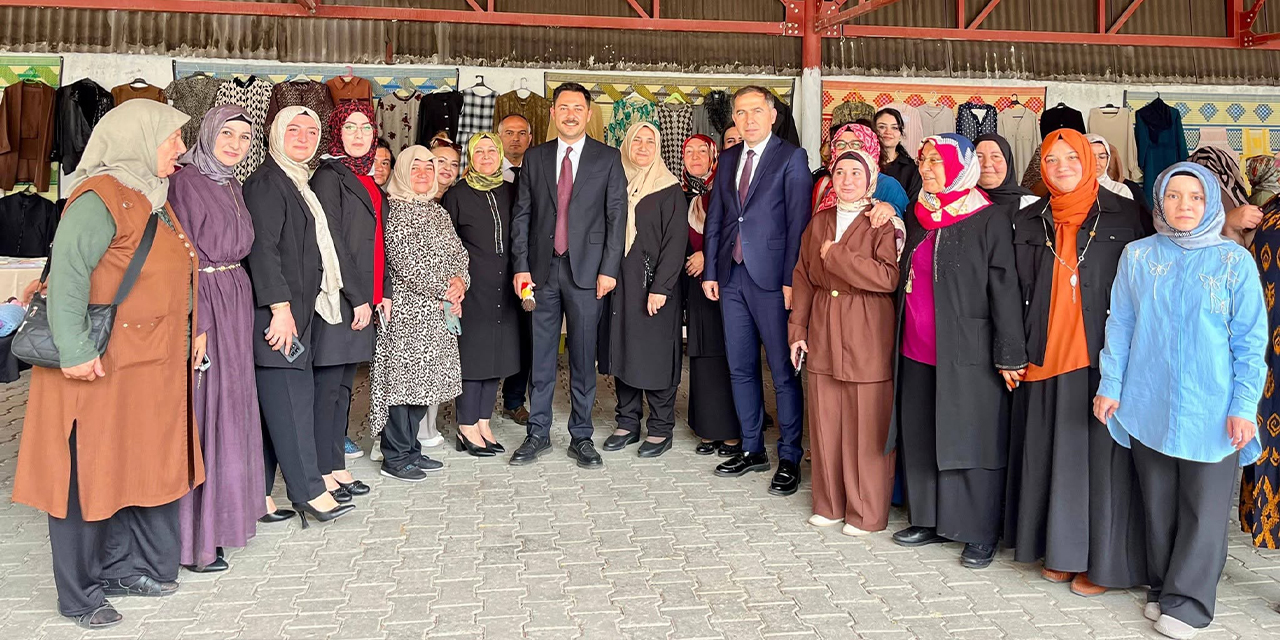delice-halk-egitim-merkezinden-el-emegi-goz-nuru-sergisi3.jpg