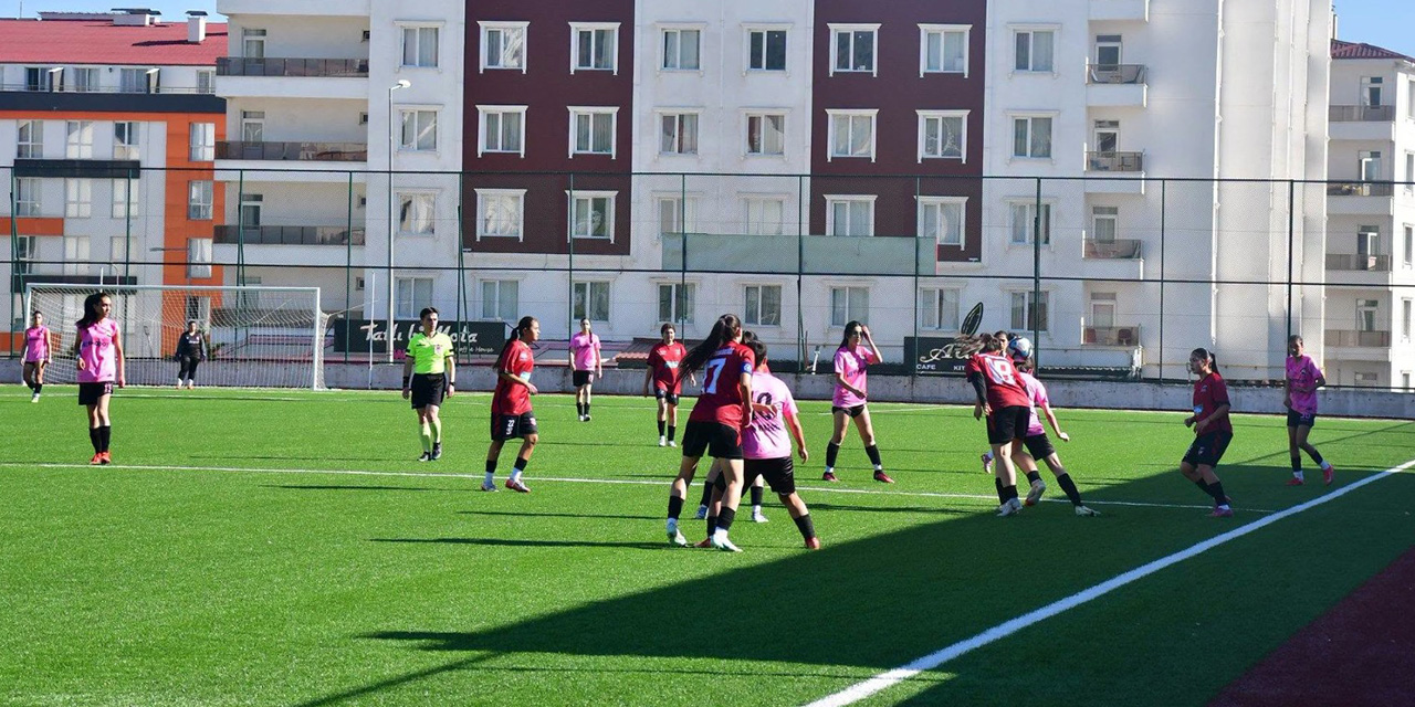 kirikkale-metropolspor-3-puani-hanesine-yazdirdi3.jpg