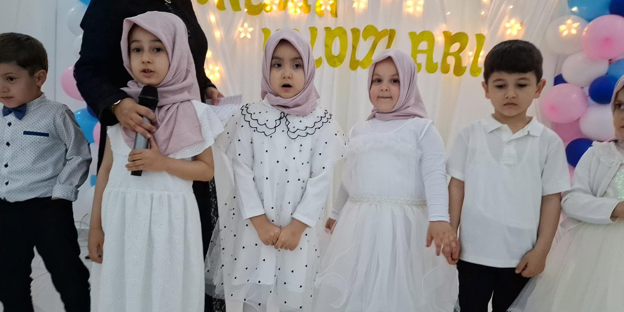 nokta-camii-4-6-yas-kuran-kursunda-yil-sonu-coskusu2.jpg