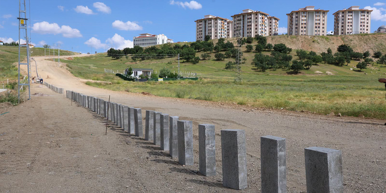 yuva-ve-karsiyaka-mahallesinde-yol-ve-kaldirim-atagi-2.jpg