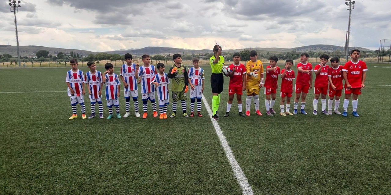 bahsilida-gelecegin-futbolculari-yetisiyor3.jpg