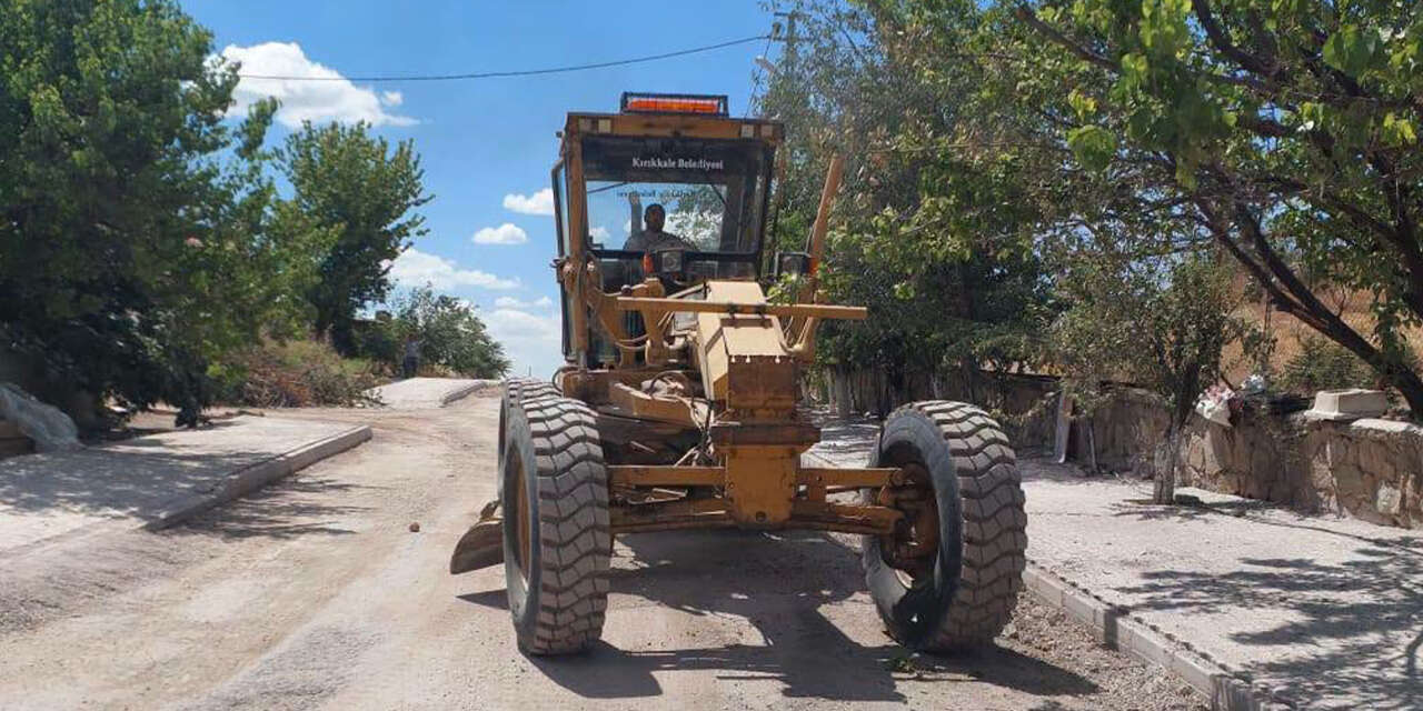 2-bin-ton-sicak-asfalt-yolda-3.jpg