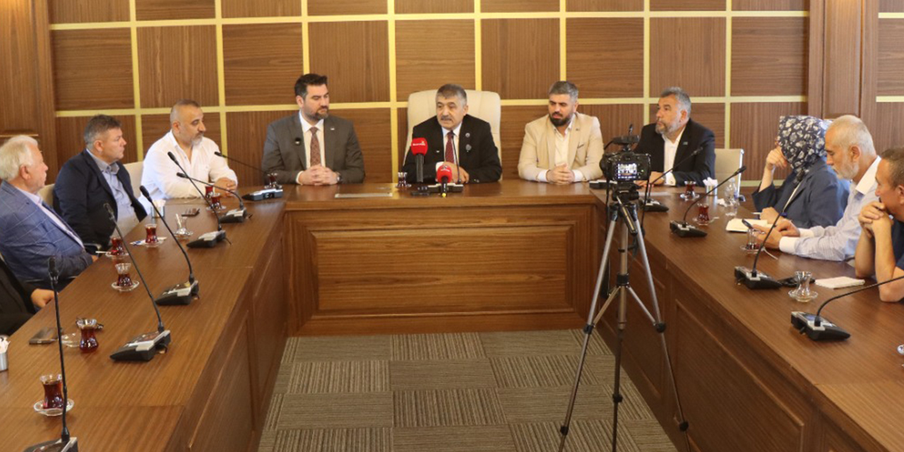 anahtar-parti-genel-baskan-yardimcisi-hayati-cetin-3.jpg