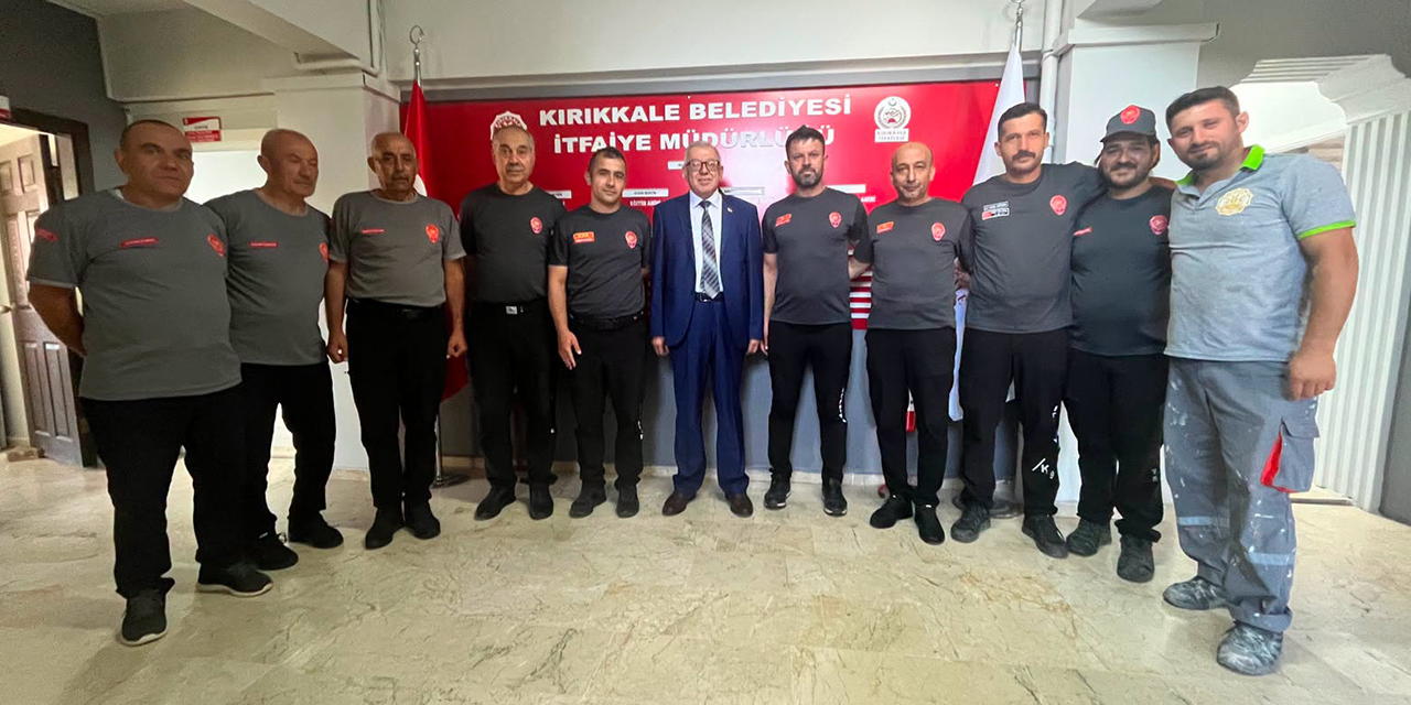 kirikkalede-itfaiye-ekiplerine-yangin-mesaisi-oncesi-moral-ziyareti-1.jpg