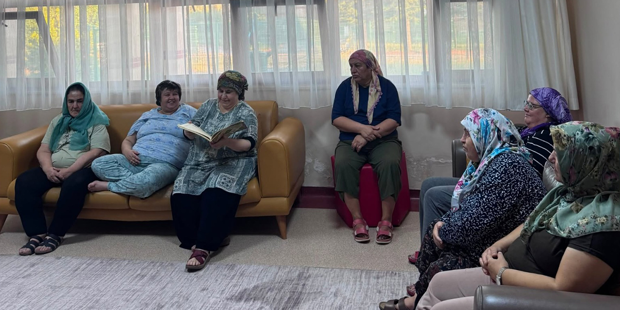 kirikkalede-ozel-gereksinimli-bireylerle-mevlid-kandili-programi-duzenlendi-3.jpg