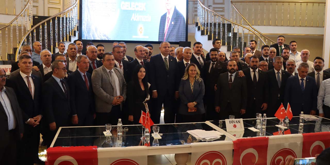mhpde-5-bin-kisi-katilimli-miting-havasinda-kongre-1.jpg