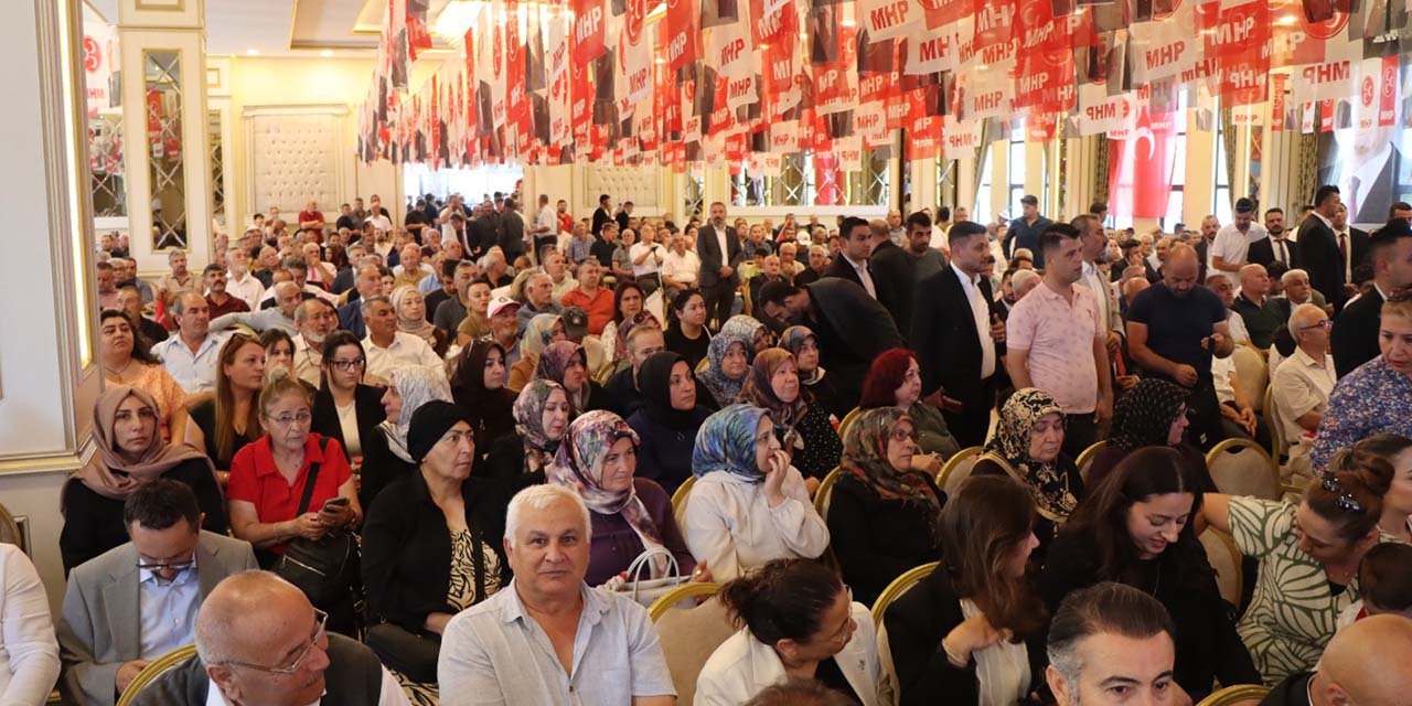 mhpde-5-bin-kisi-katilimli-miting-havasinda-kongre-3.jpg