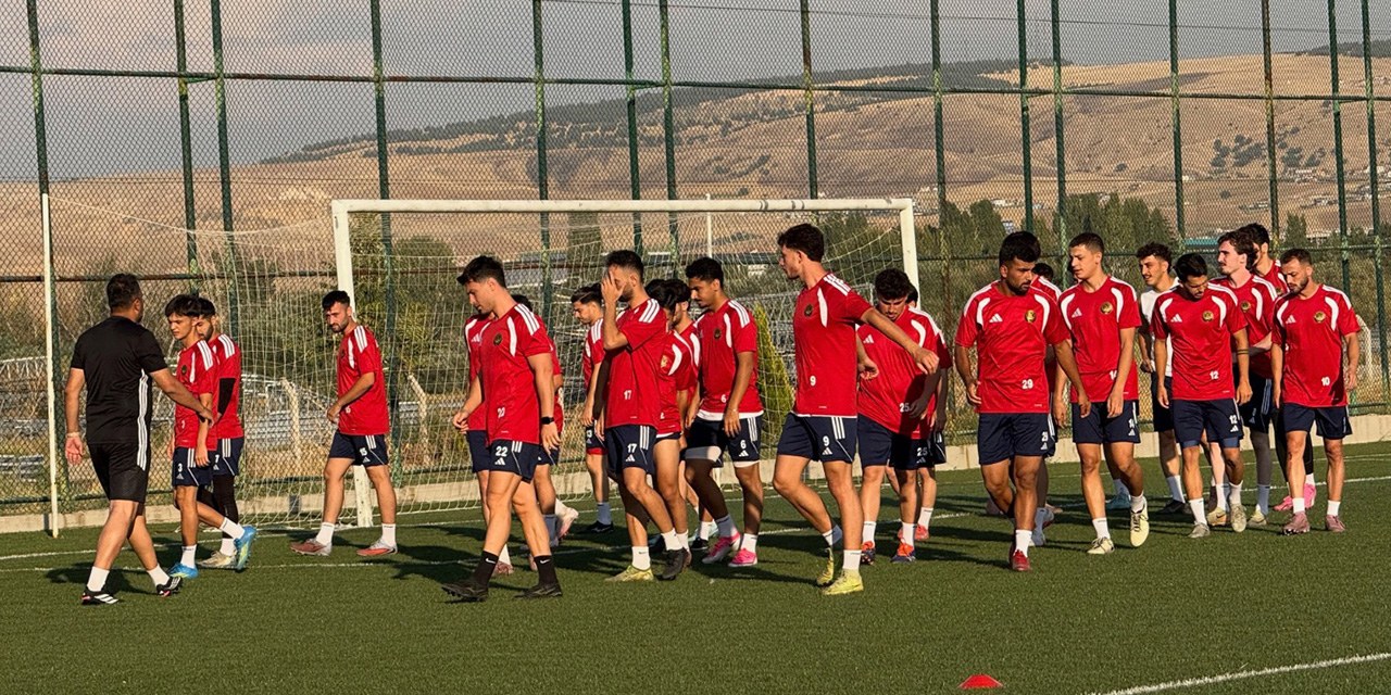 hacilar-belediyesporda-yeni-sezon-mesaisi-1.jpg