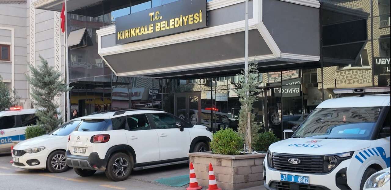 kirikkale-belediyesinde-operasyon-3-personel-gozaltina-alindi-3.jpg