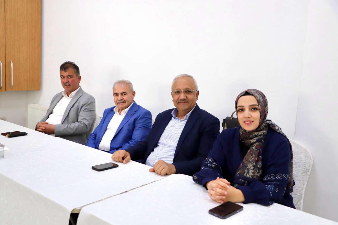 yahsihan-belediye-meclisi-olaganustu-toplandi-gundemde-ilcenin-gelecegi-vardi.jpg