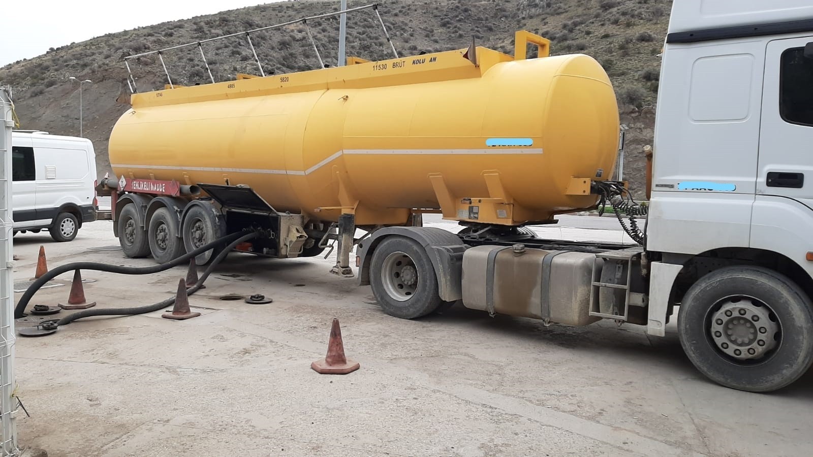 607b179458f9c-Kırıkkale’de 31 bin 926 litre akaryakıta el konuldu.jpg