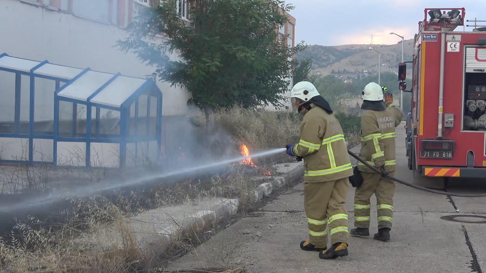 61161ac081dd5-Kırıkkale’de anız yangını.jpg
