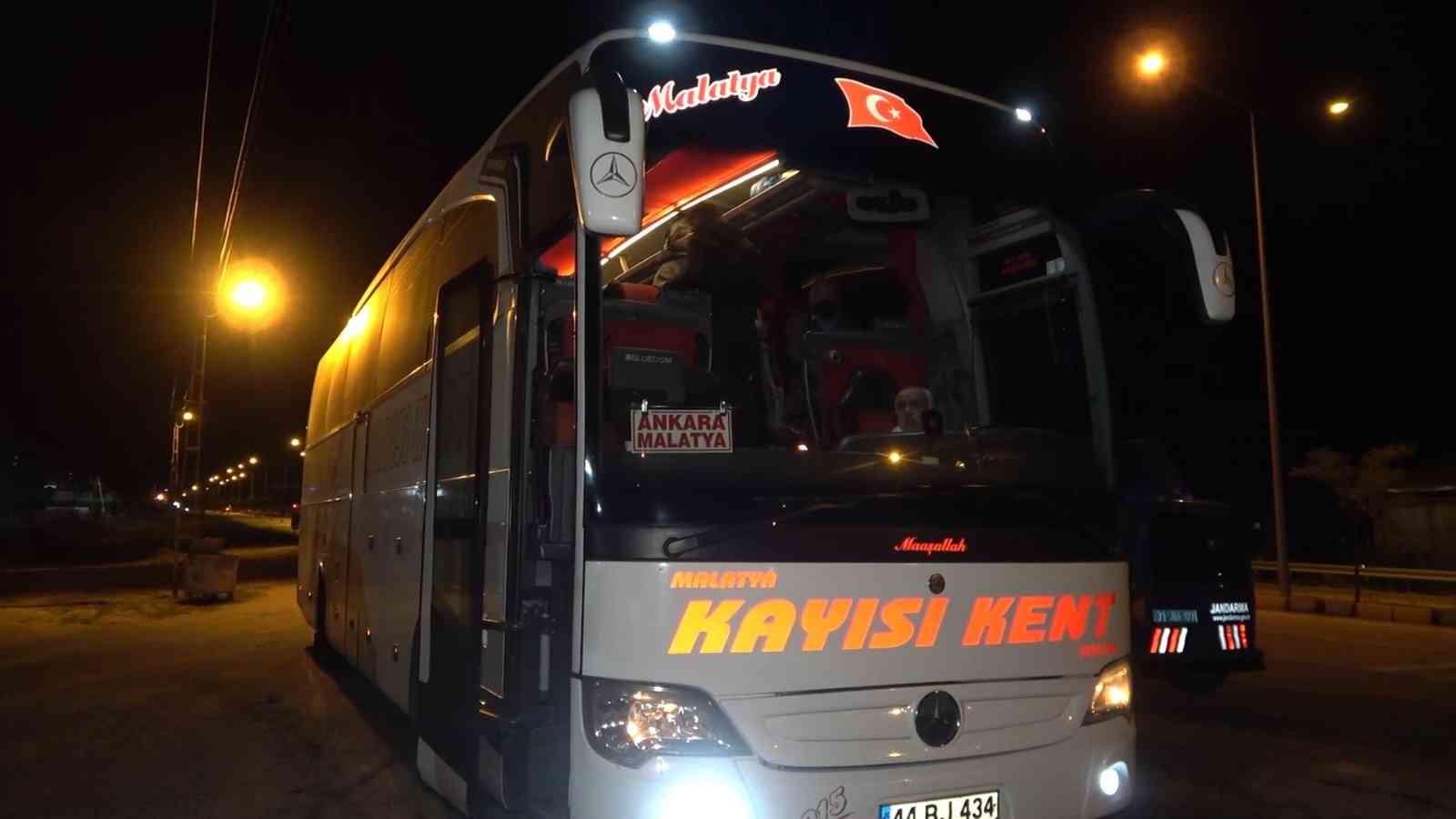 6165449b93403-Kilometrelerce yol aldı, Kırıkkale’de jandarmaya takıldı: Riskli gruptaki gence 4 bin 50 lira ceza.jpg