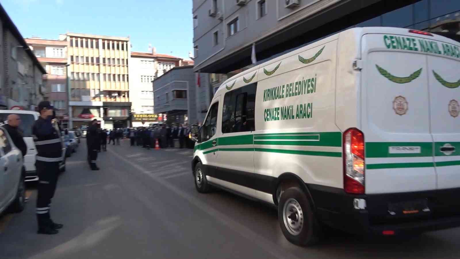 6165861c4b984-51 yaşındaki belediye memuru, korona virüse yenik düştü.jpg