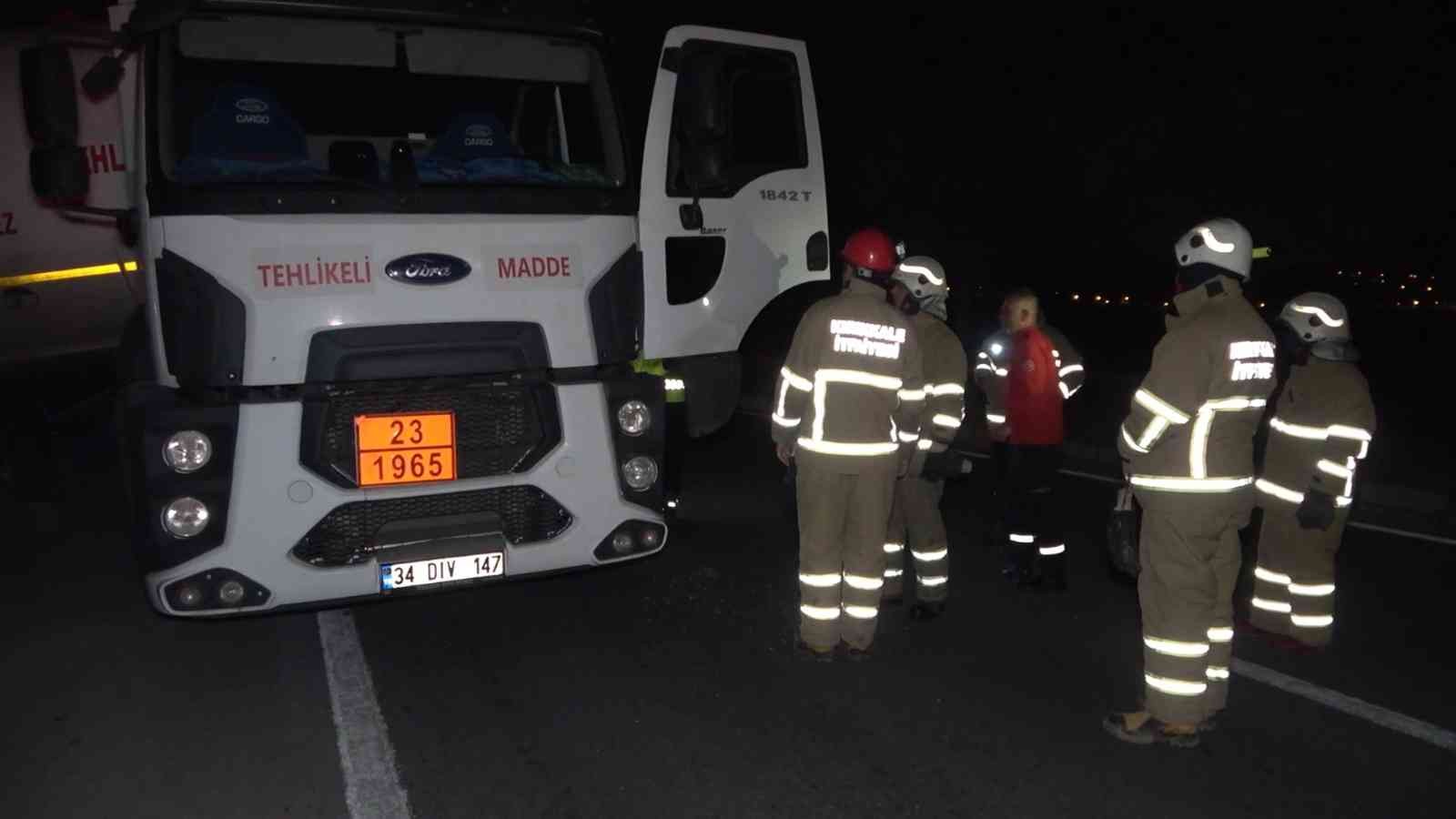 616e755ac7e86-LPG yüklü tanker şarampole devrildi: 1 yaralı.jpg