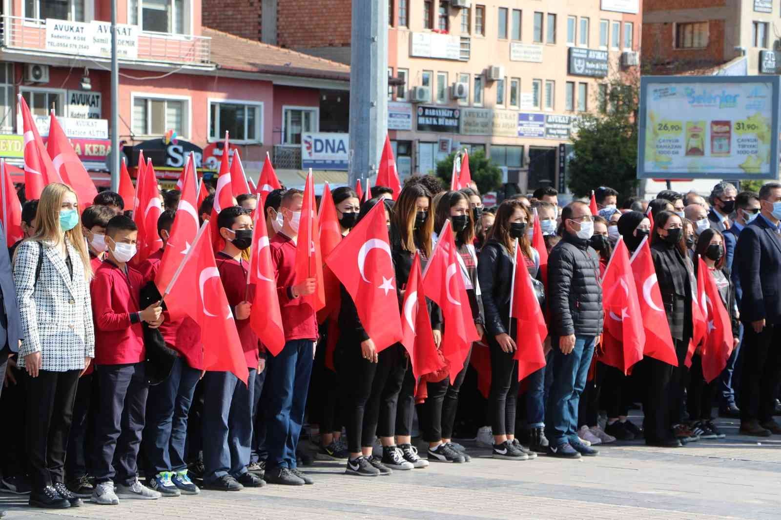 617a9d8f17890-Kırıkkale’de, 29 Ekim Cumhuriyet Bayramı töreni yapıldı.jpg