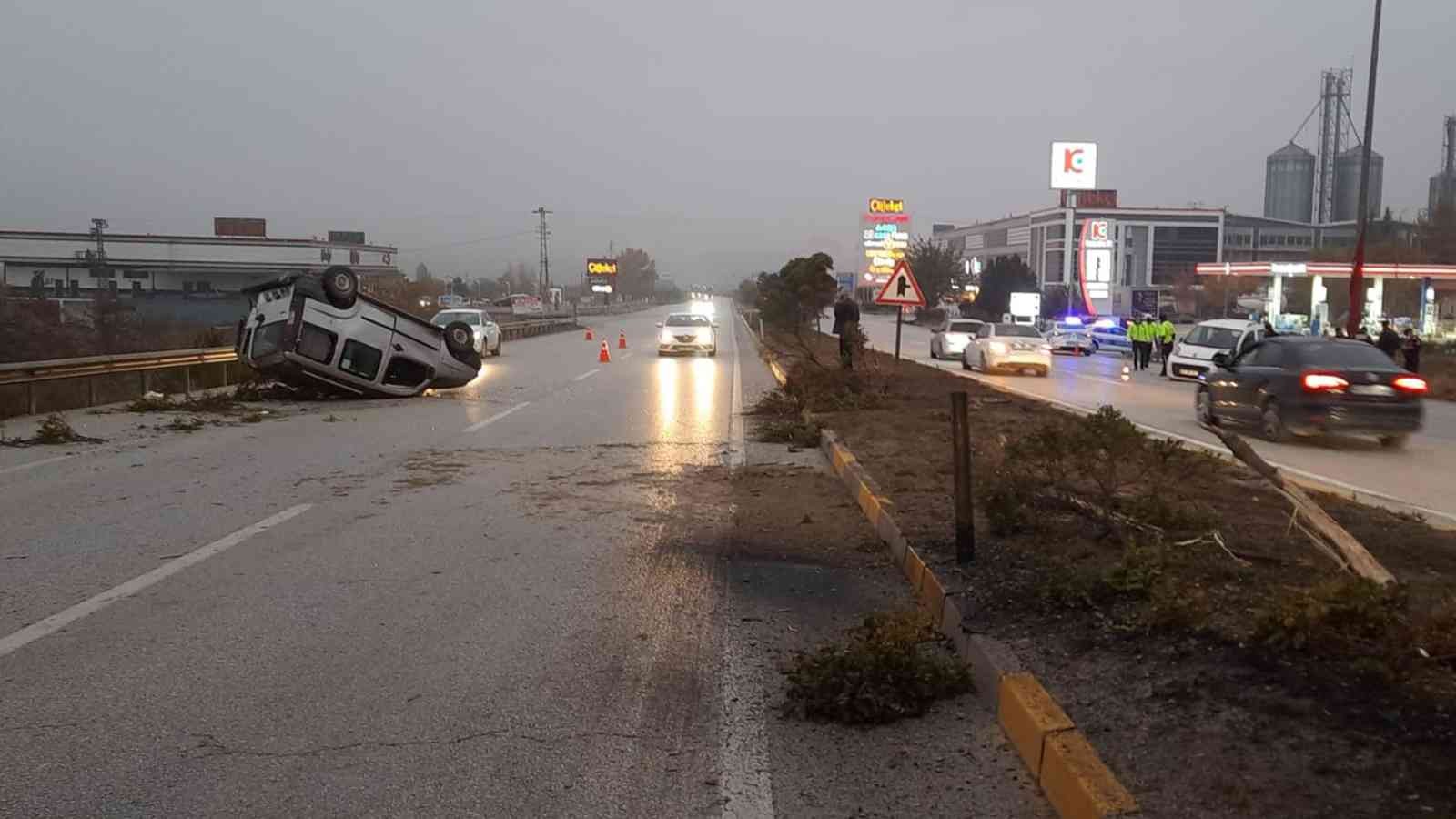 6184da4cb3516-Kırıkkale’de trafik kazası: 2 yaralı.jpg