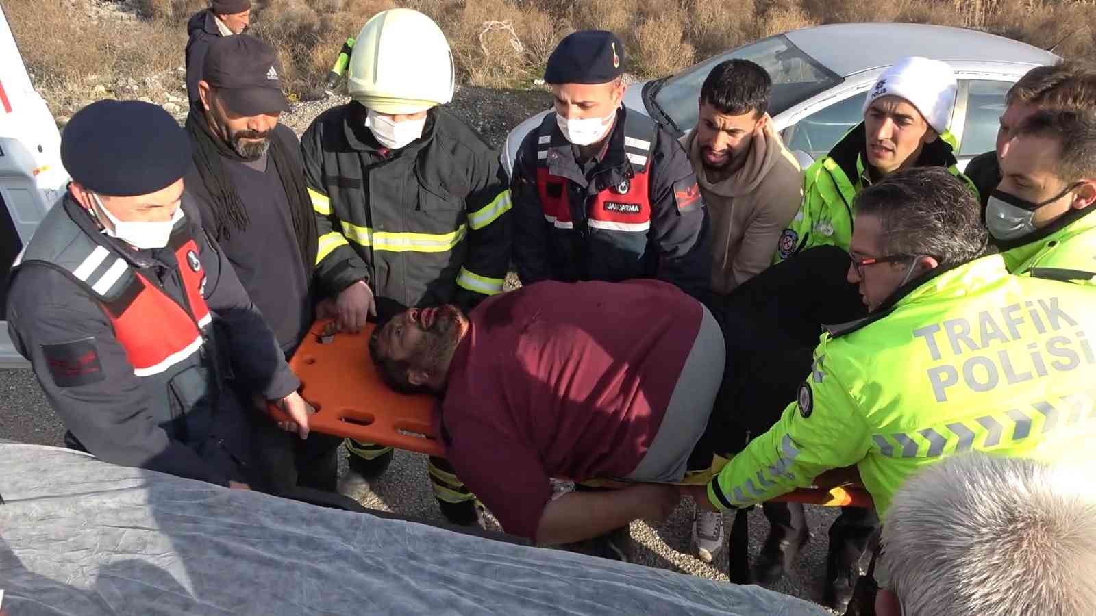 61ab41db02115-Küçük çoban bir an olsun polisin ayağını bırakmadı: İnsan zinciri ile kurtarılan hayat.jpg