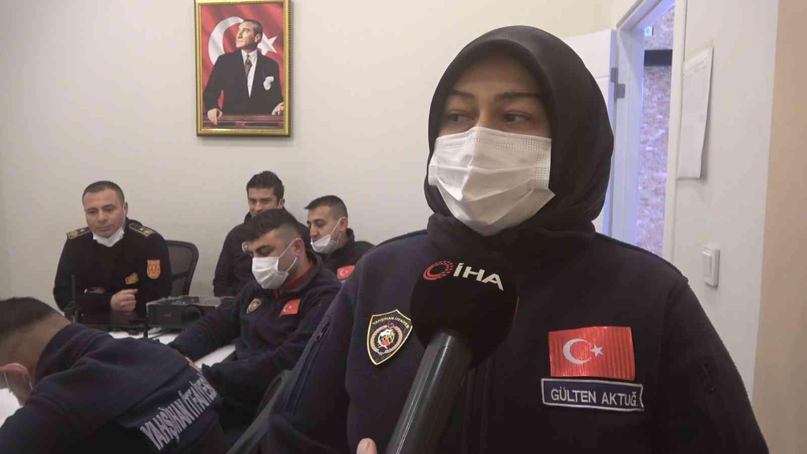 61bb1c79ddf01-Belediye personellerine diksiyon kursu.jpg