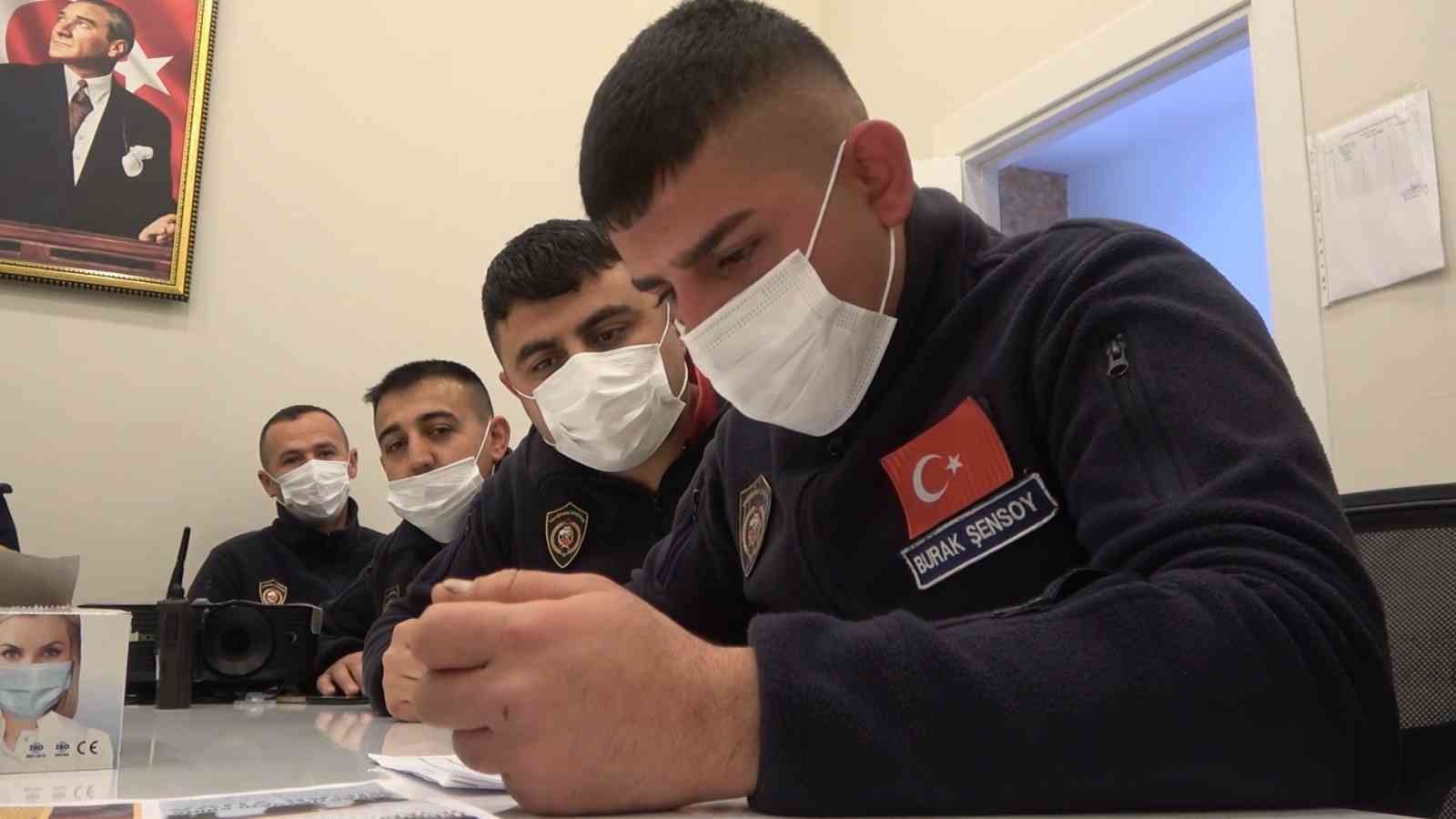 61bb1c7a4c443-Belediye personellerine diksiyon kursu.jpg