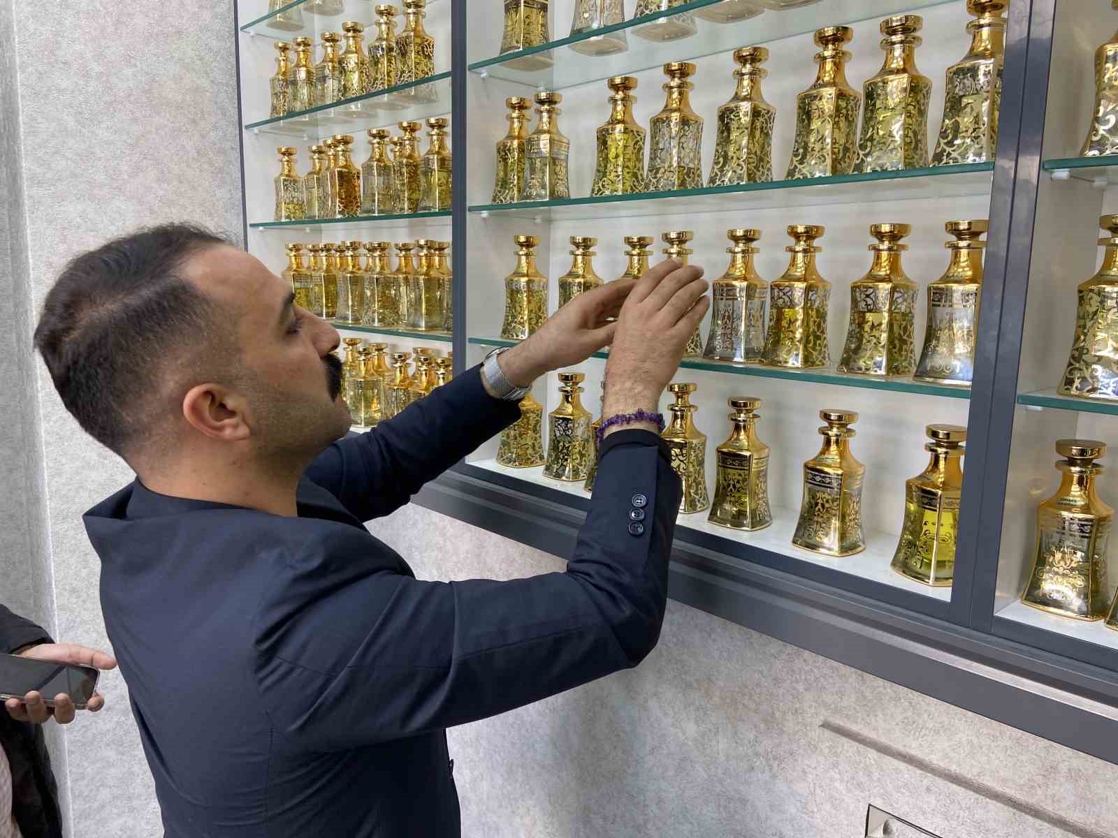 65324281ace16-kokulara-olan-tutkusu-onu-uzman-yapti1.jpg