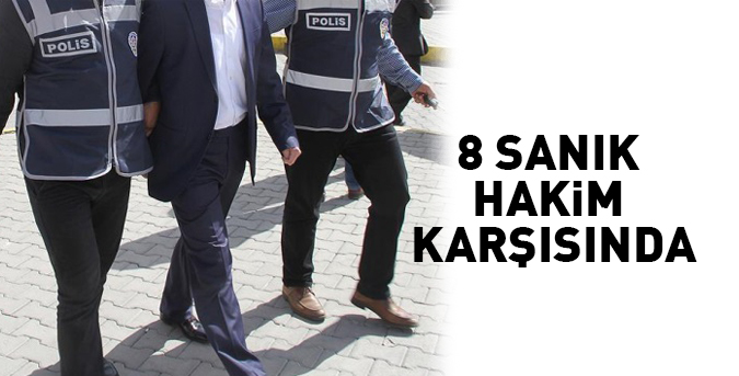 8-sanik-hakim-karsisinda.jpg