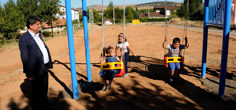 Bahşılı’da-çocuklara-oyun-parkı.jpg